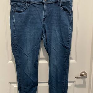 Old navy jeans. Size 18